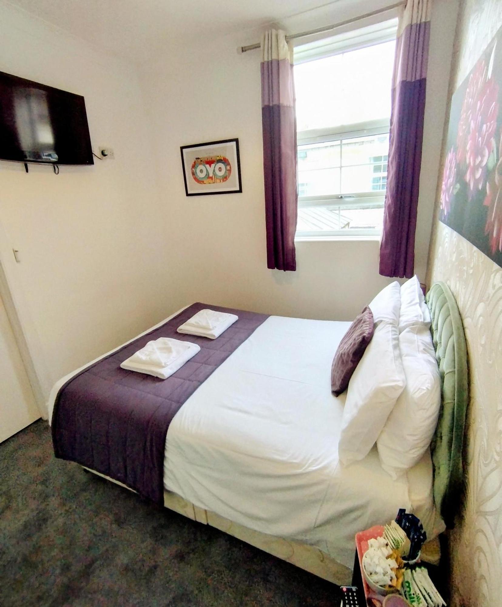 גרינוק Oyo Gin House Hotel מראה חיצוני תמונה