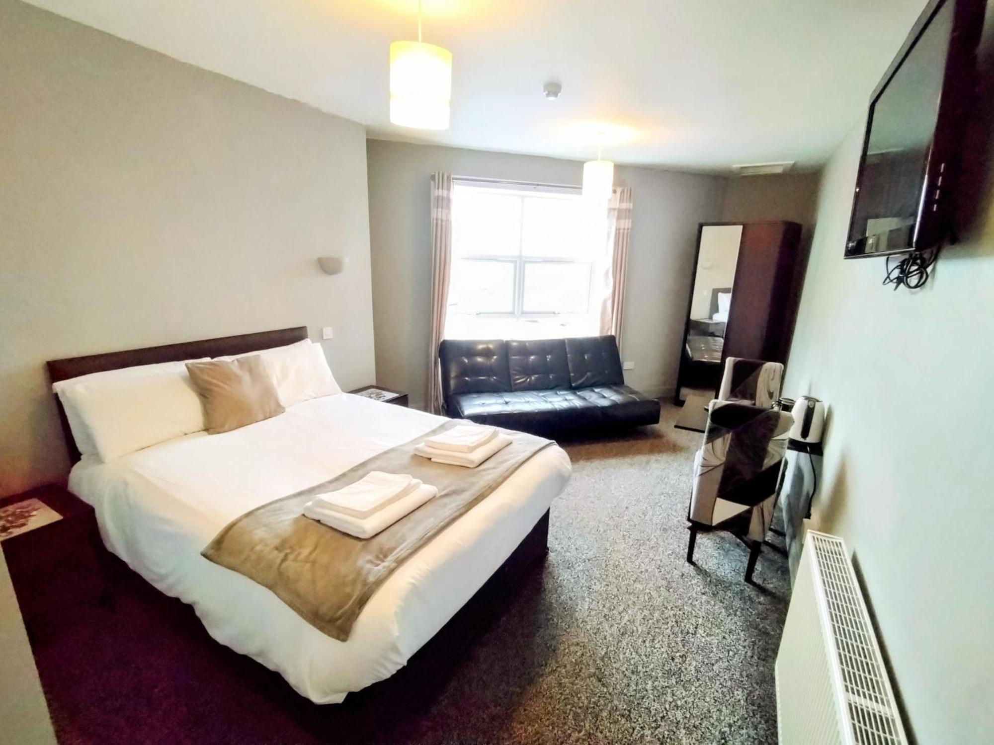 גרינוק Oyo Gin House Hotel מראה חיצוני תמונה