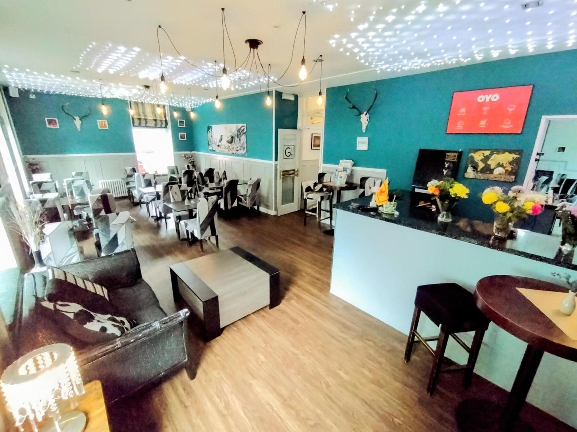 גרינוק Oyo Gin House Hotel מראה חיצוני תמונה