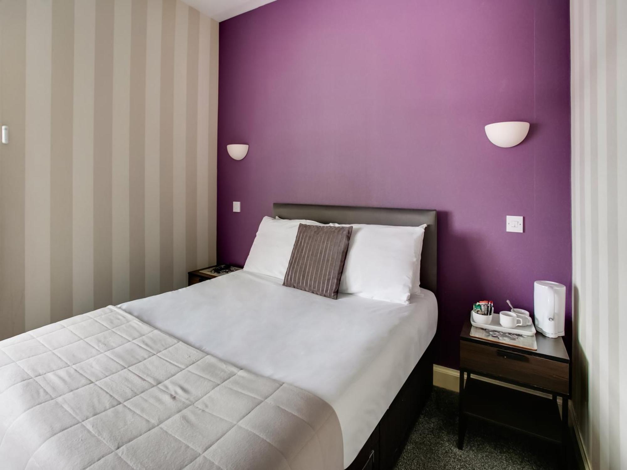 גרינוק Oyo Gin House Hotel מראה חיצוני תמונה